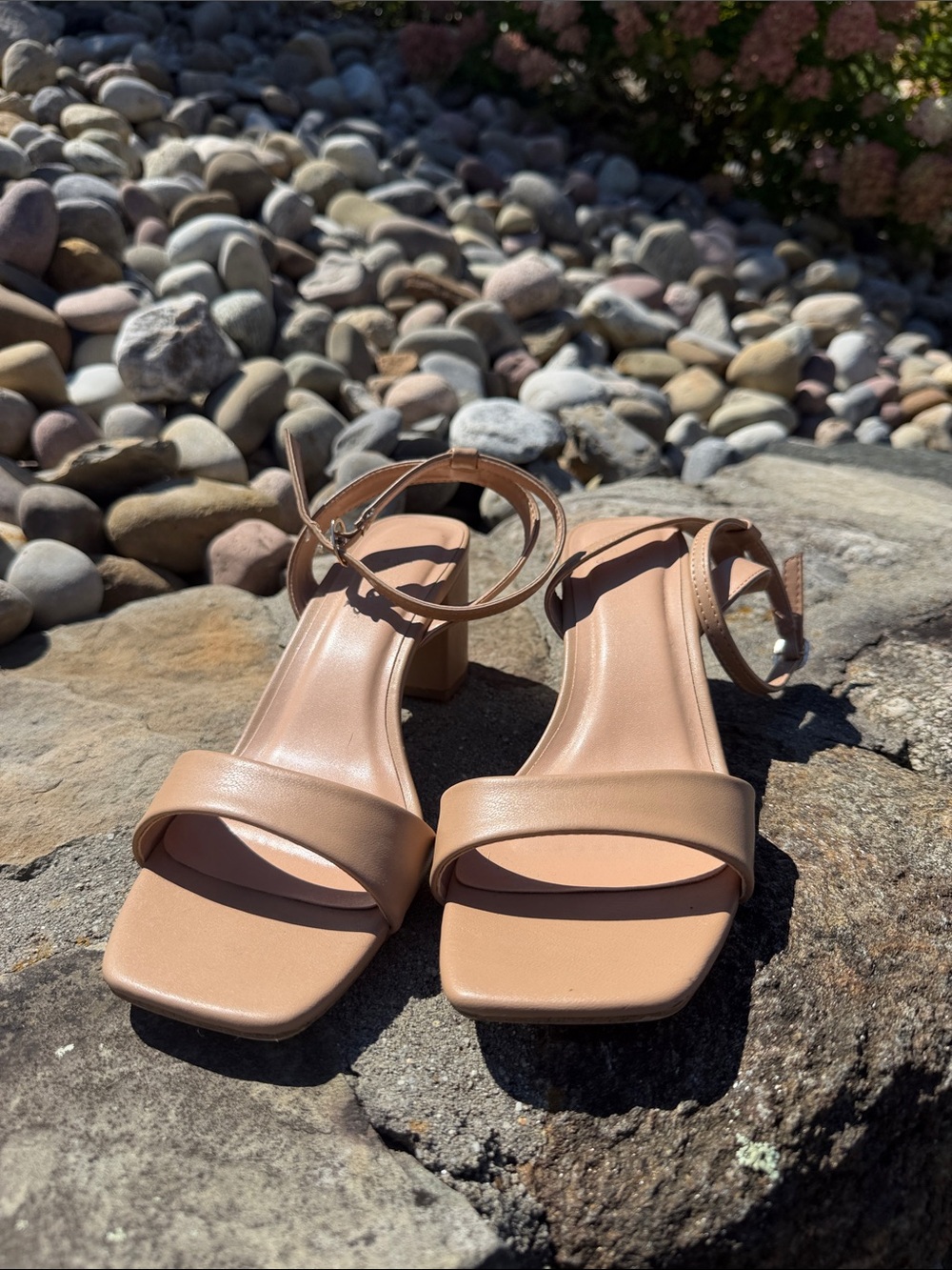 Women’s Ankle-Strap Block Heel Sandals in Nude